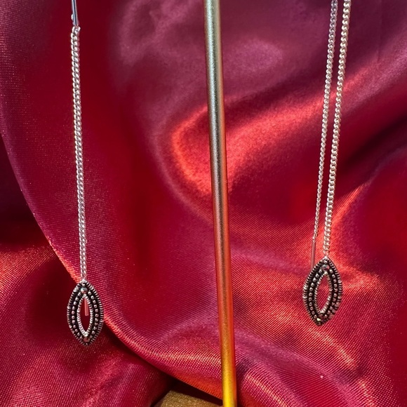 Delicate Charles Winston 925 Sterling Silver Marcasite Threader Earrings - Picture 3 of 15